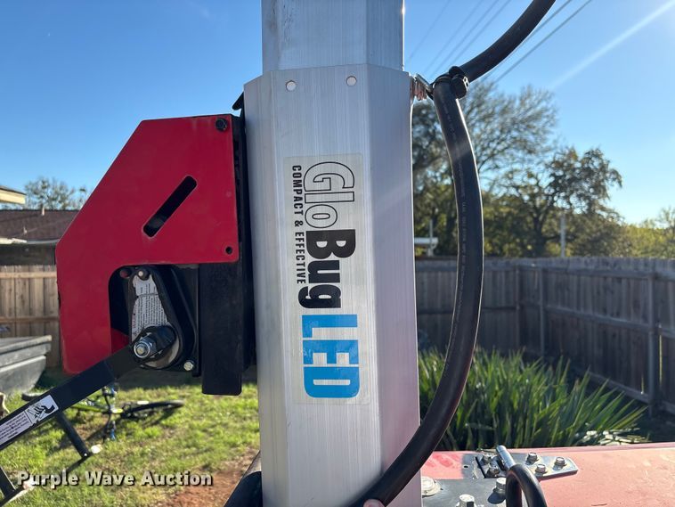 image for item EE1378 2021 Light Boy Co. GBX25BK light plant