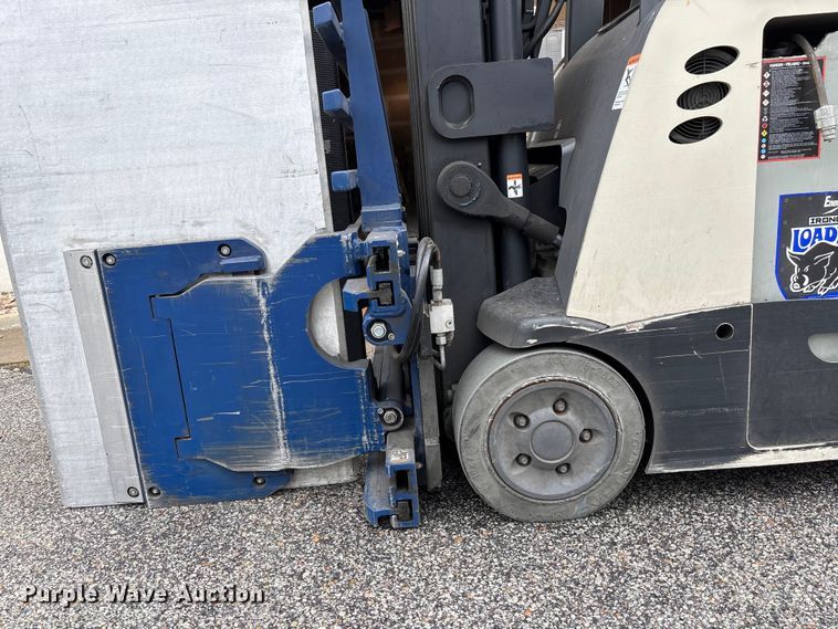 image for item EE4156 2017 Crown RC5515-30 forklift