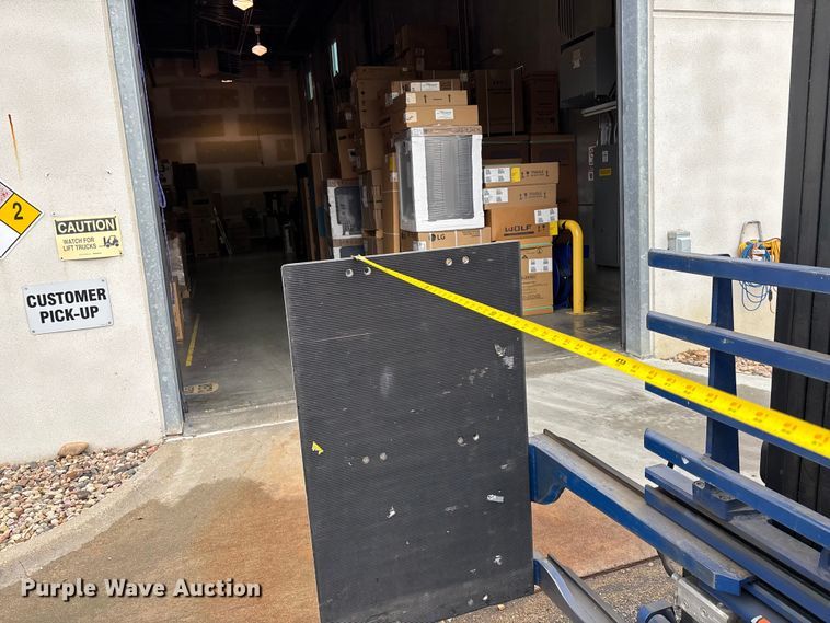 image for item EE4156 2017 Crown RC5515-30 forklift