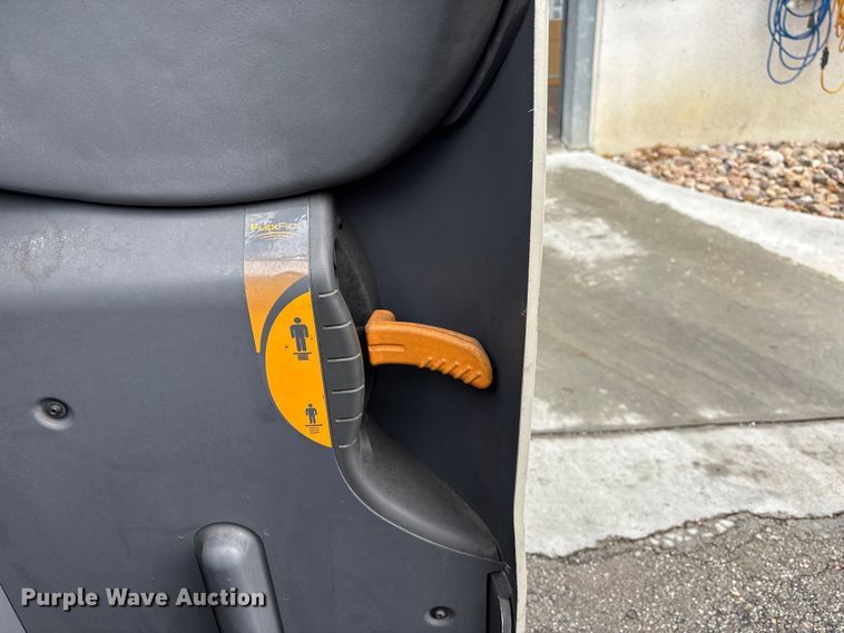 image for item EE4156 2017 Crown RC5515-30 forklift