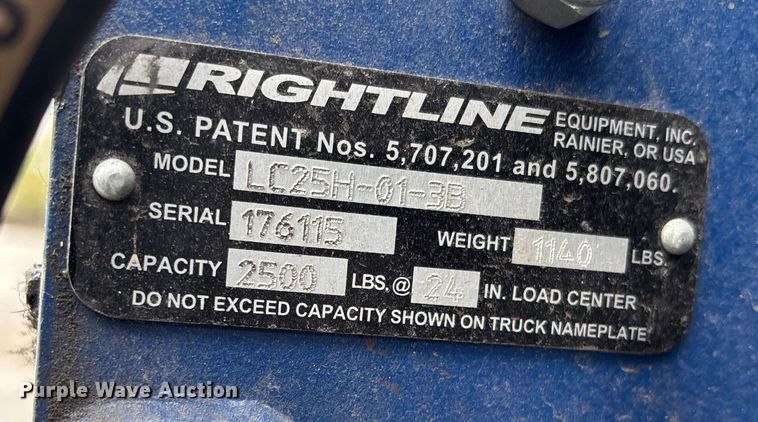 image for item EE4156 2017 Crown RC5515-30 forklift