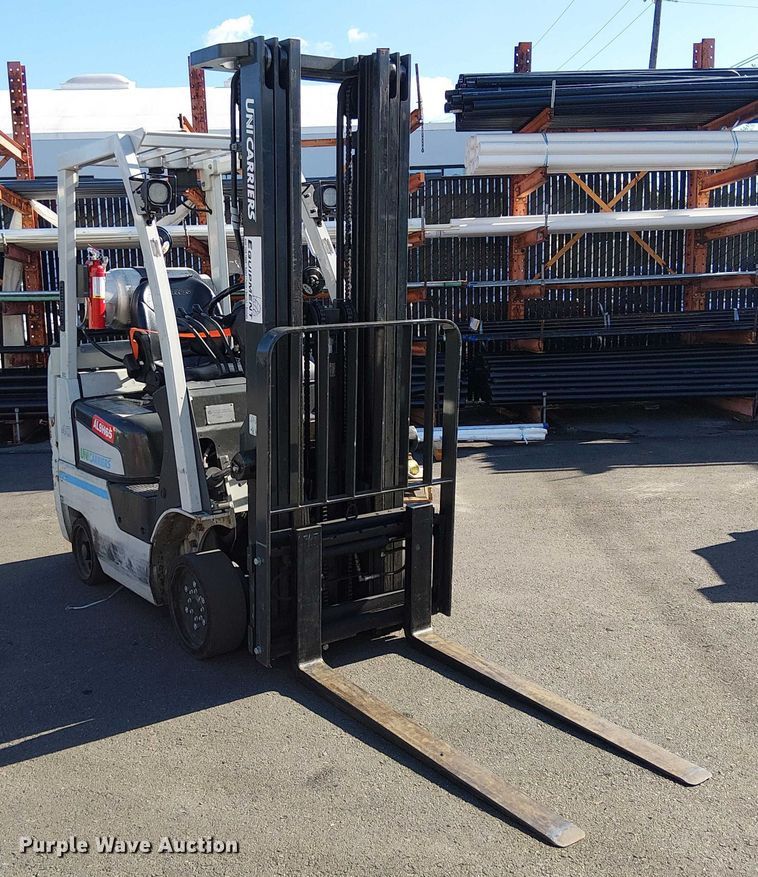 MONTACARGAS 2017 UNICARRIERS CFS40