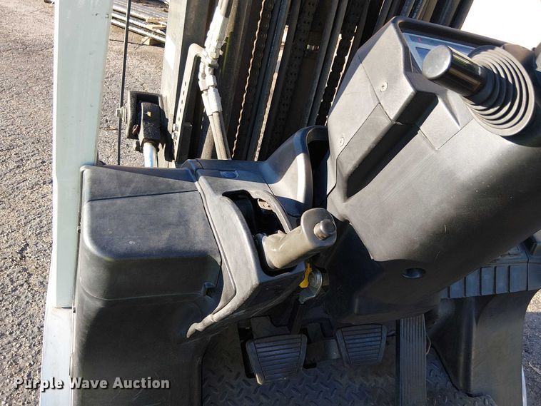 image for item EE4989 2016 UniCarriers PF50 forklift