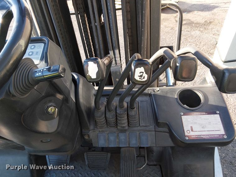 image for item EE4989 2016 UniCarriers PF50 forklift