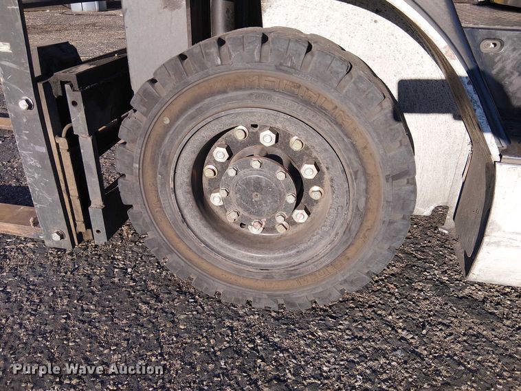 image for item EE4989 2016 UniCarriers PF50 forklift