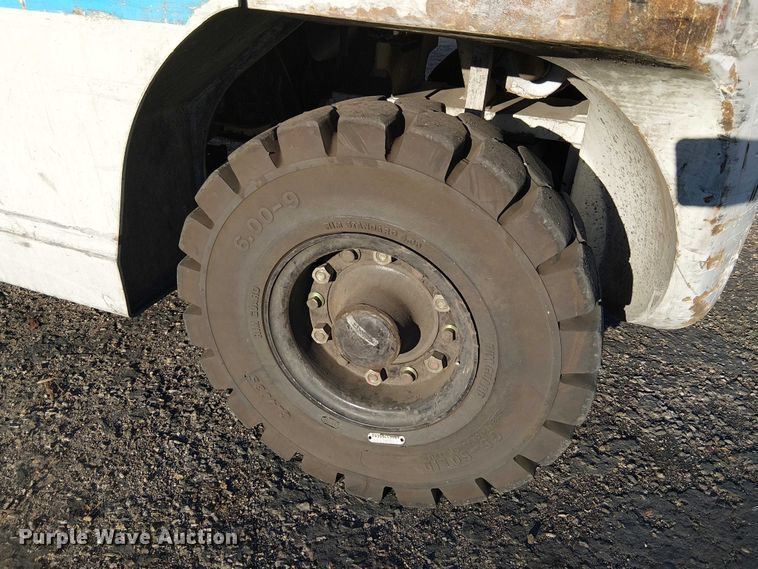 image for item EE4989 2016 UniCarriers PF50 forklift