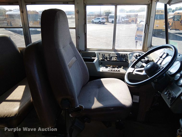 image for item EE5001 2005 Blue Bird School Bus school bus