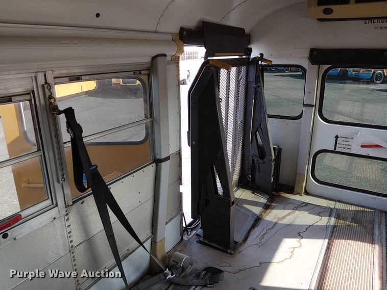 image for item EE5001 2005 Blue Bird School Bus school bus