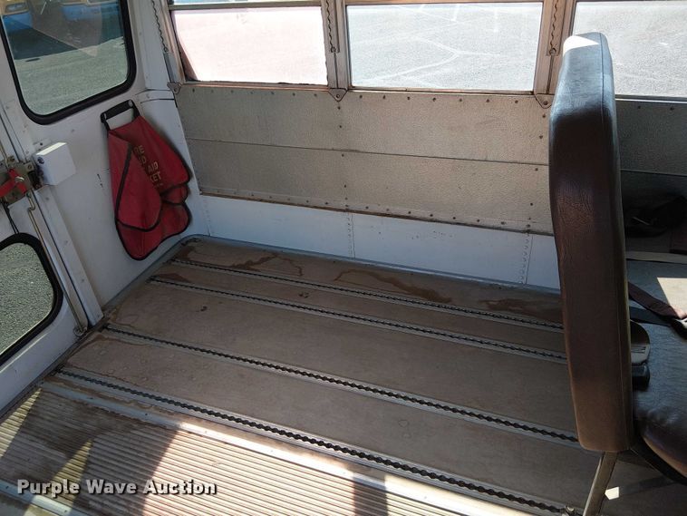 image for item EE5001 2005 Blue Bird School Bus school bus