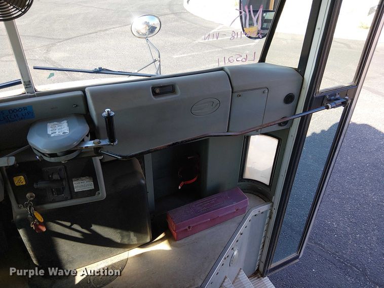 image for item EE5001 2005 Blue Bird School Bus school bus