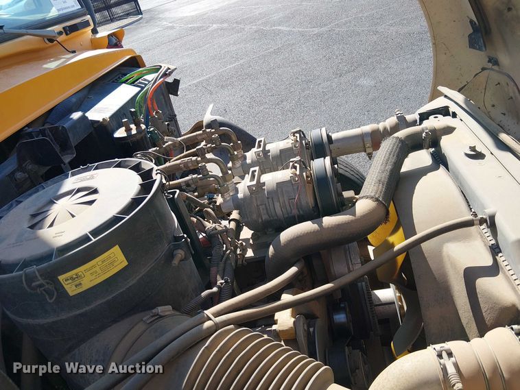 image for item EE5001 2005 Blue Bird School Bus school bus