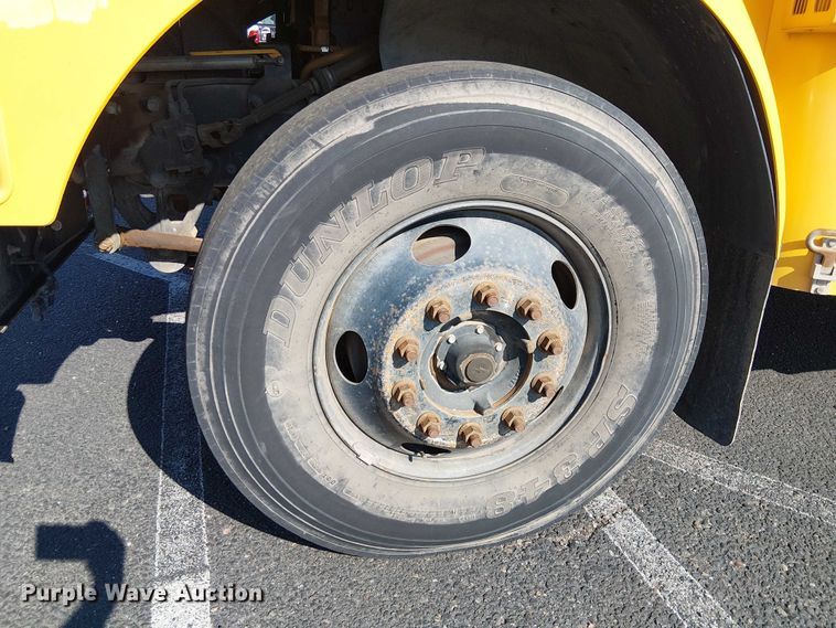 image for item EE5001 2005 Blue Bird School Bus school bus