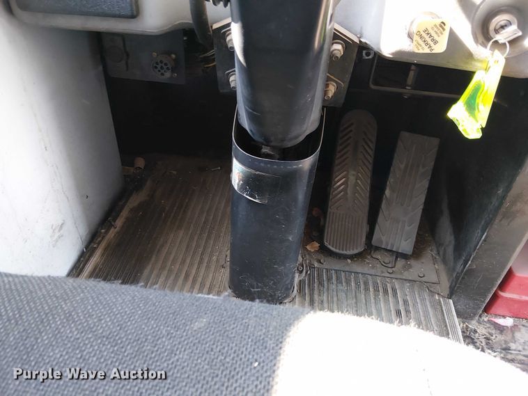 image for item EE5002 2009 Blue Bird All American school bus