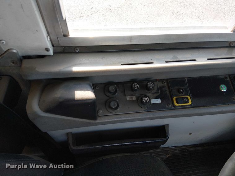 image for item EE5002 2009 Blue Bird All American school bus