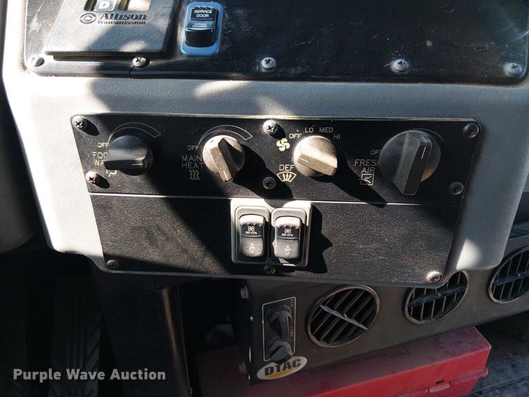 image for item EE5002 2009 Blue Bird All American school bus