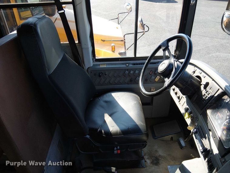 image for item EE5003 2008 Thomas Built HDX school bus