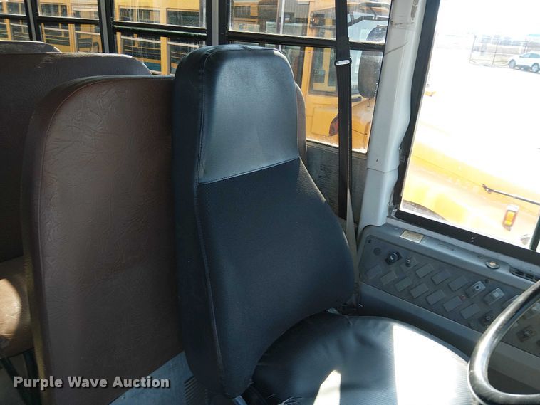 image for item EE5003 2008 Thomas Built HDX school bus