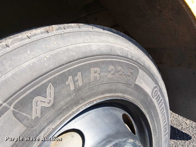 image for item EE5003 2008 Thomas Built HDX school bus