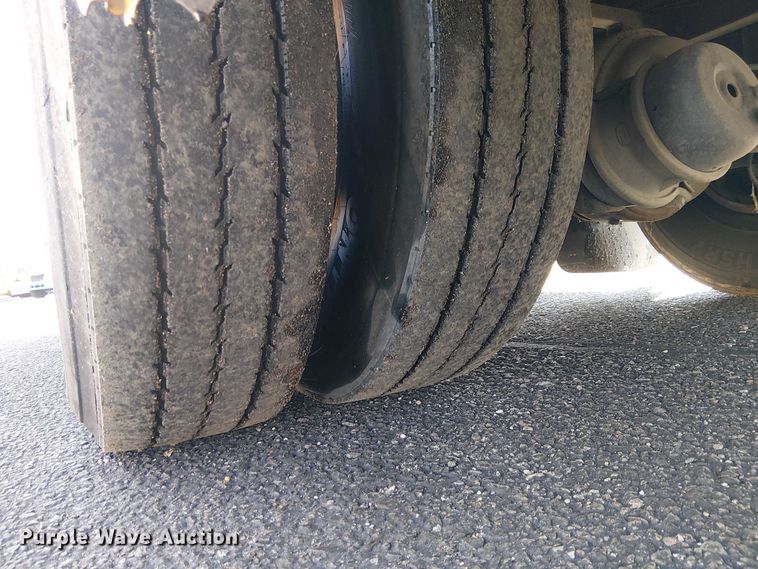 image for item EE5003 2008 Thomas Built HDX school bus