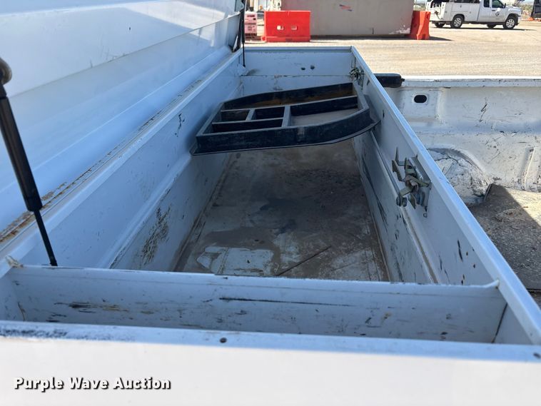 image for item EF6141 2013 Chevrolet Silverado 2500HD Crew Cab pickup truck