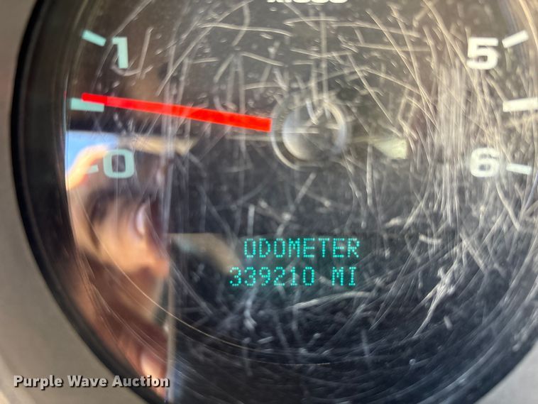 image for item EF6141 2013 Chevrolet Silverado 2500HD Crew Cab pickup truck