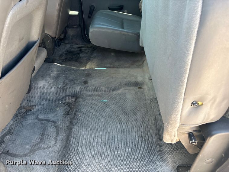 image for item EF6141 2013 Chevrolet Silverado 2500HD Crew Cab pickup truck