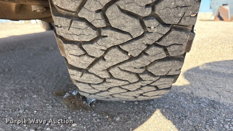 image for item EF6141 2013 Chevrolet Silverado 2500HD Crew Cab pickup truck