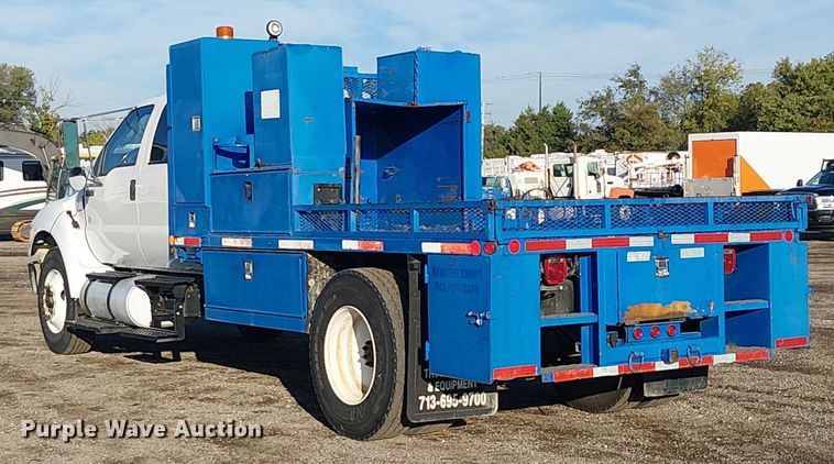 image for item EG1690 2015 Ford F750 Super Duty utility / service truck