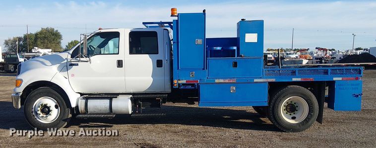 image for item EG1690 2015 Ford F750 Super Duty utility / service truck