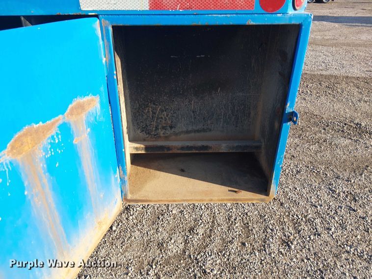 image for item EG1690 2015 Ford F750 Super Duty utility / service truck