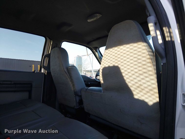 image for item EG1690 2015 Ford F750 Super Duty utility / service truck