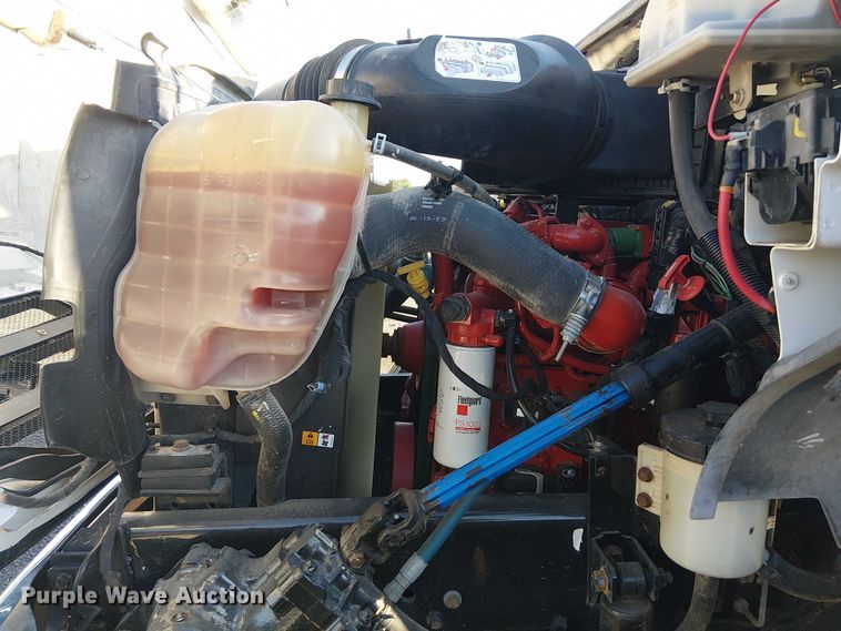 image for item EG1690 2015 Ford F750 Super Duty utility / service truck