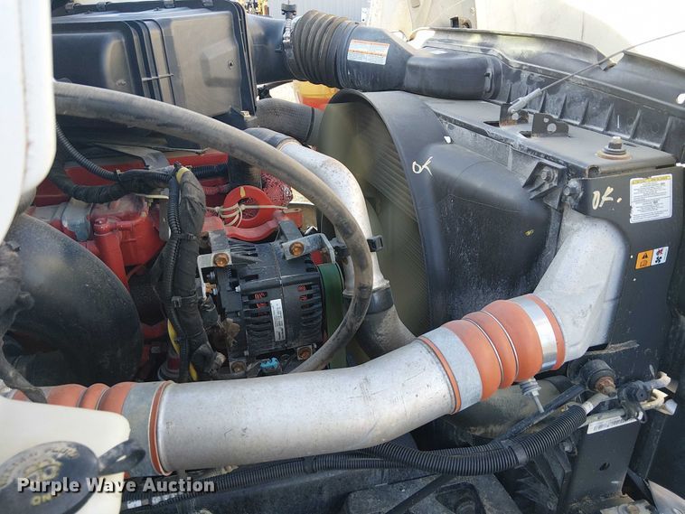 image for item EG1690 2015 Ford F750 Super Duty utility / service truck