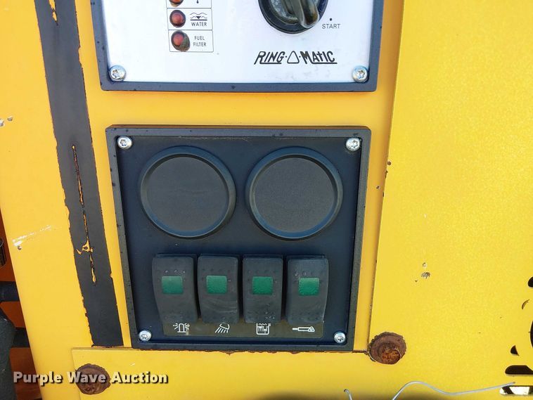 image for item EG1708 2007 Ring O Matic 275 vacuum excavator