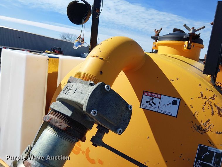 image for item EG1708 2007 Ring O Matic 275 vacuum excavator