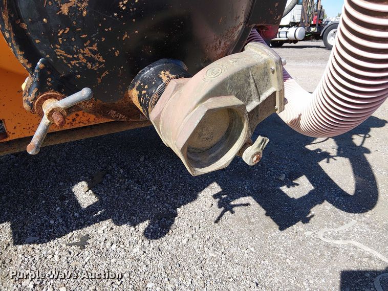 image for item EG1708 2007 Ring O Matic 275 vacuum excavator