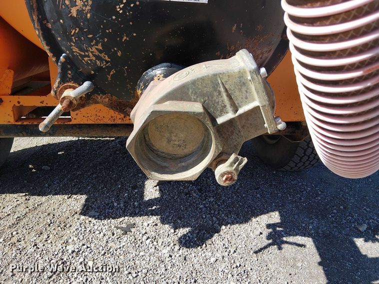 image for item EG1708 2007 Ring O Matic 275 vacuum excavator