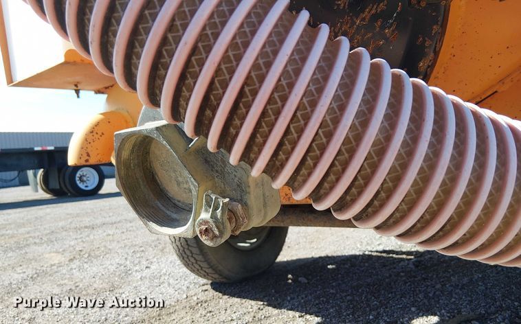 image for item EG1708 2007 Ring O Matic 275 vacuum excavator