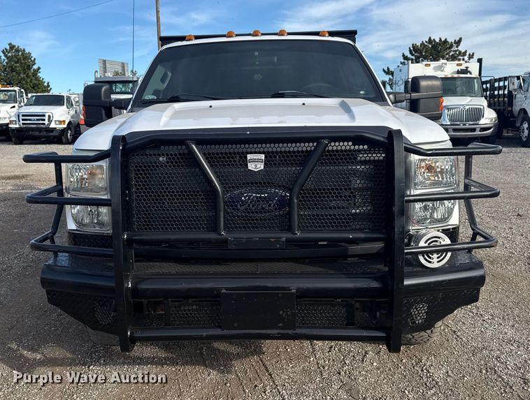 image for item EG1733 2012 Ford F350 XLT bale bed pickup truck