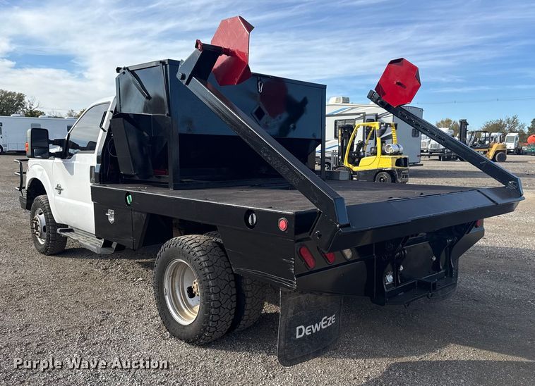 image for item EG1733 2012 Ford F350 XLT bale bed pickup truck