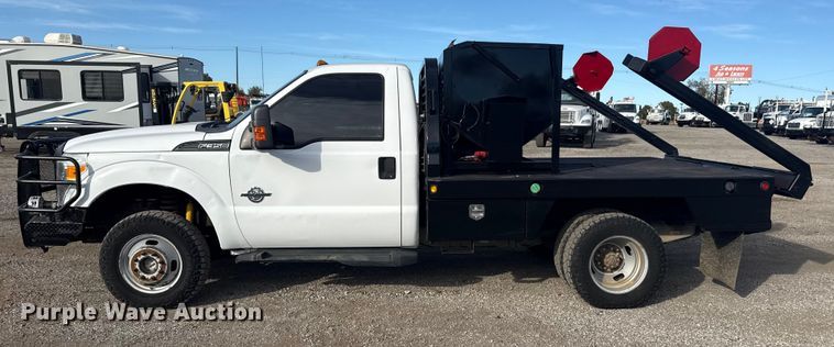 image for item EG1733 2012 Ford F350 XLT bale bed pickup truck
