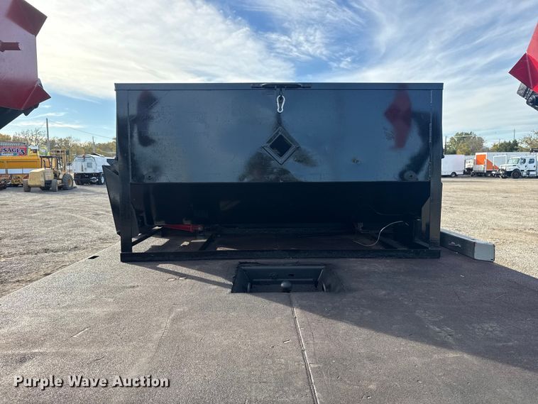 image for item EG1733 2012 Ford F350 XLT bale bed pickup truck