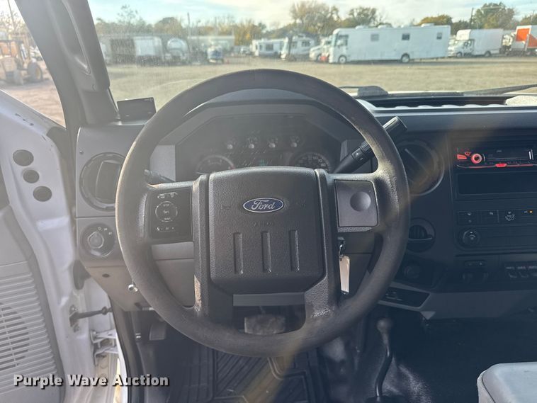 image for item EG1733 2012 Ford F350 XLT bale bed pickup truck