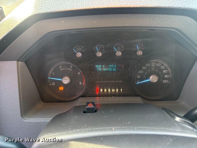 image for item EG1733 2012 Ford F350 XLT bale bed pickup truck