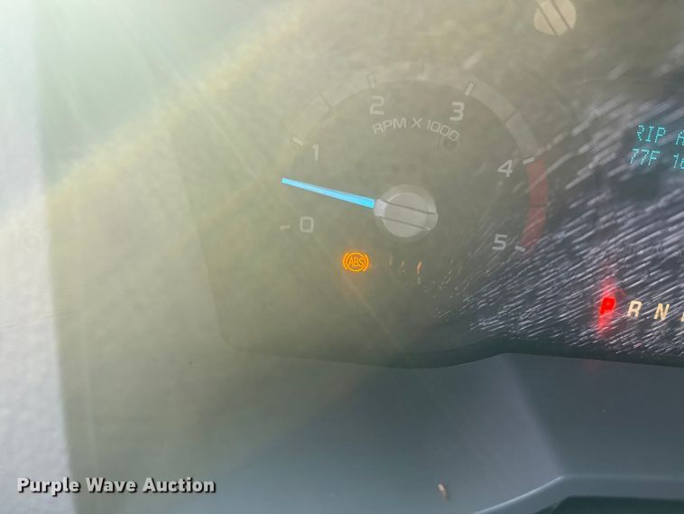 image for item EG1733 2012 Ford F350 XLT bale bed pickup truck