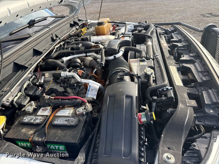 image for item EG1733 2012 Ford F350 XLT bale bed pickup truck