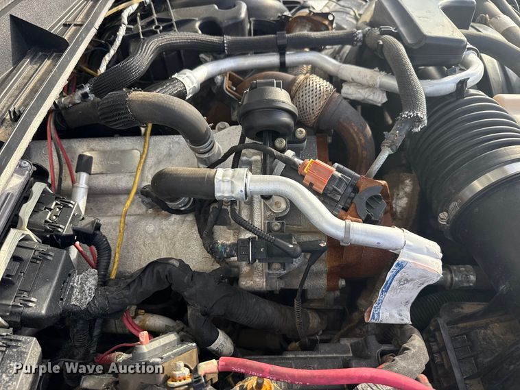 image for item EG1733 2012 Ford F350 XLT bale bed pickup truck