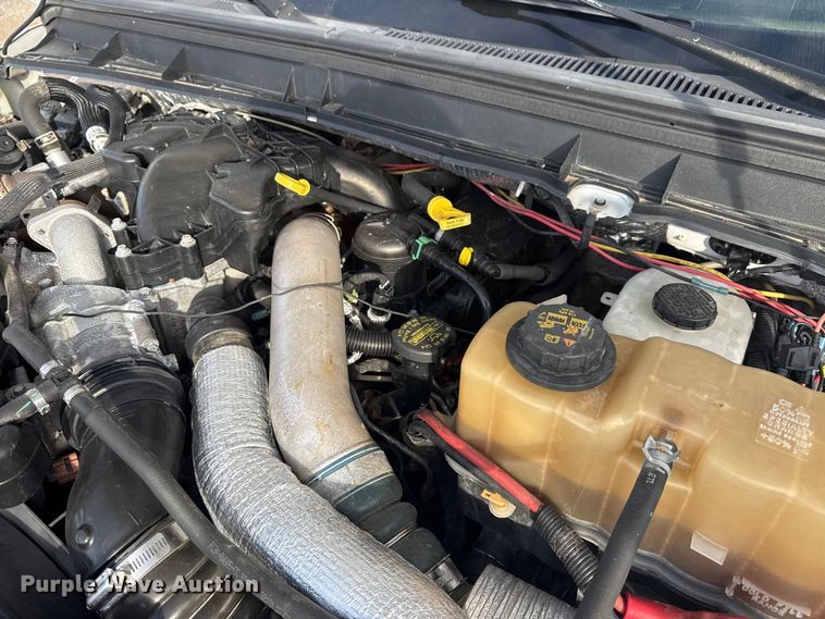 image for item EG1733 2012 Ford F350 XLT bale bed pickup truck