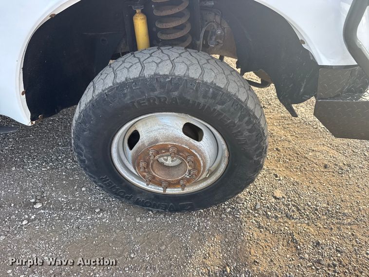 image for item EG1733 2012 Ford F350 XLT bale bed pickup truck