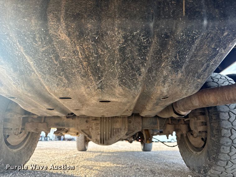 image for item EG1733 2012 Ford F350 XLT bale bed pickup truck